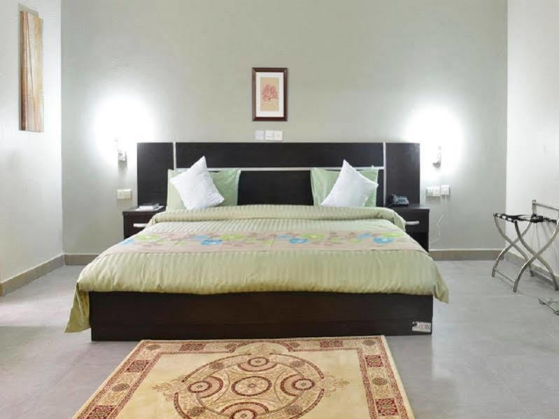 Sheer Luxury Apartments And Suites Abuja Exterior foto